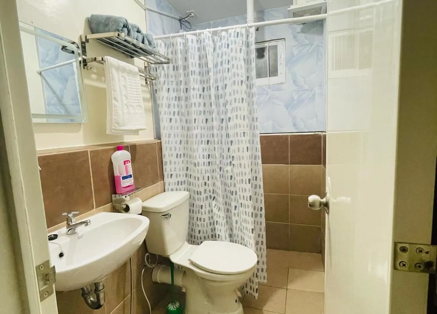 Paid-Airport Pickup - Modern Minimalist - Netflix & Disneyplus Davao City Διαμέρισμα